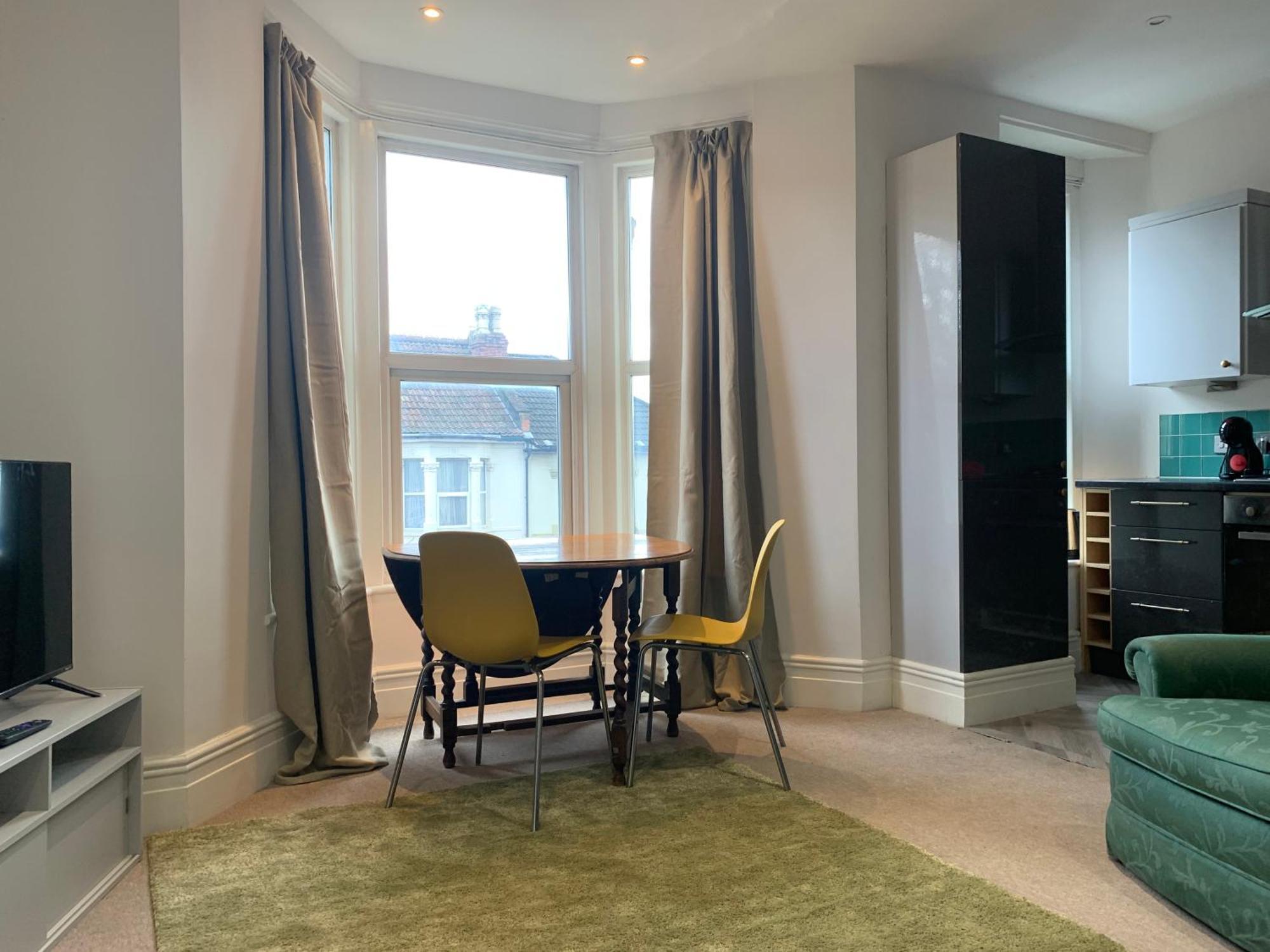 Central 2 Bed Flat. Free Parking Bristol Bagian luar foto